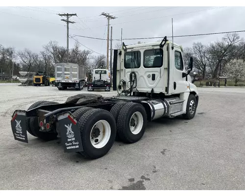 Freightliner CASCADIA Truck