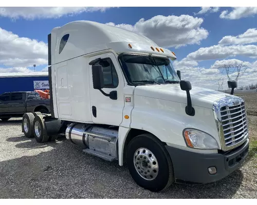 Freightliner CASCADIA Truck