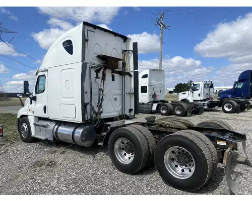 Freightliner CASCADIA Truck