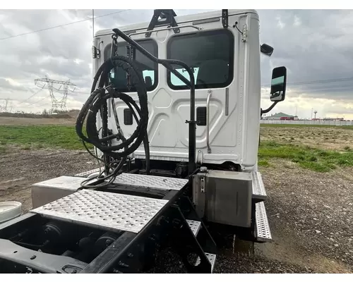 Freightliner CASCADIA Truck