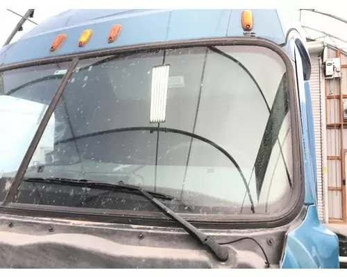 Freightliner CASCADIA Windshield Glass