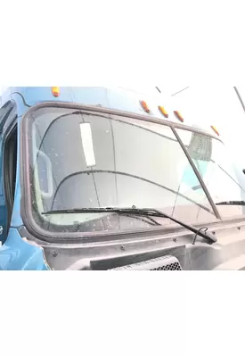 Freightliner CASCADIA Windshield Glass