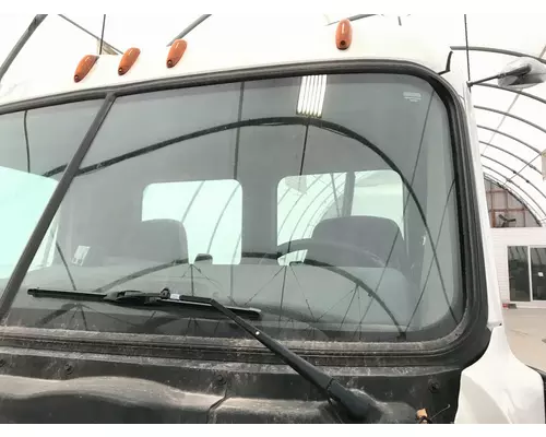 Freightliner CASCADIA Windshield Glass