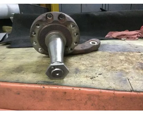 Freightliner CENTURY CLASS 12 Spindle  Knuckle, Front