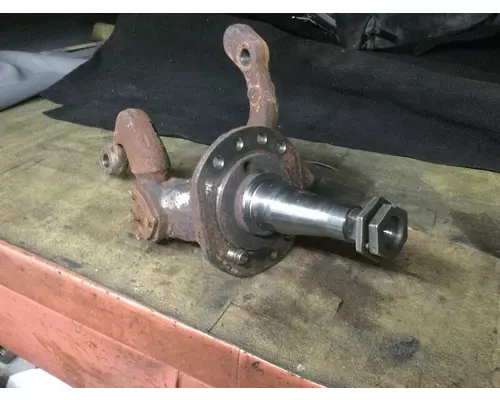 Freightliner CENTURY CLASS 12 Spindle  Knuckle, Front