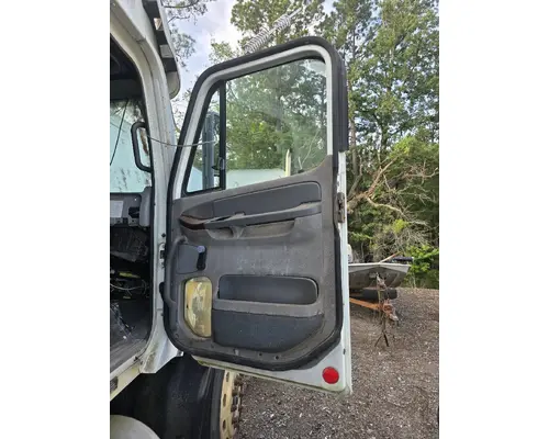 Freightliner CENTURY Door Assembly, Front