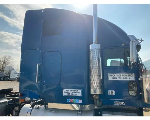 Freightliner CLASSIC XL Cab Assembly