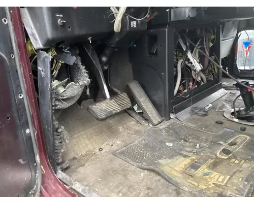 Freightliner CLASSIC XL Cab Assembly