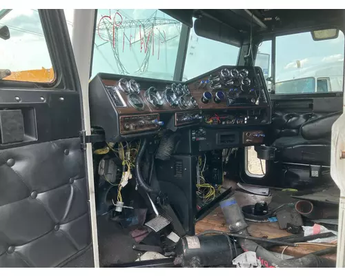 Freightliner CLASSIC XL Cab Assembly