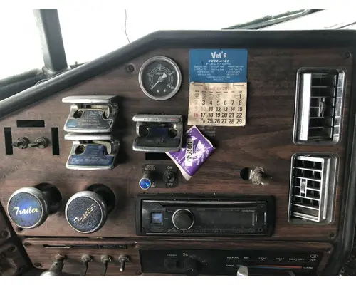 Freightliner CLASSIC XL Dash Assembly