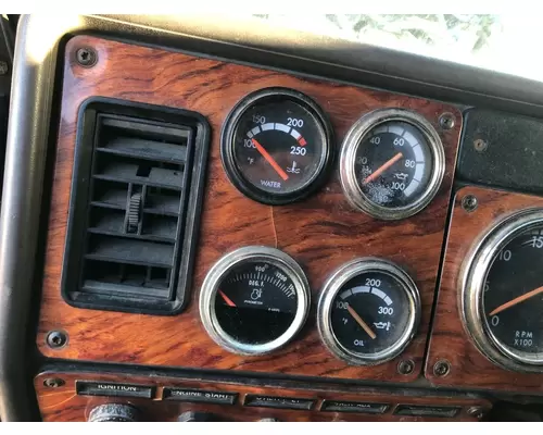 Freightliner CLASSIC XL Dash Assembly