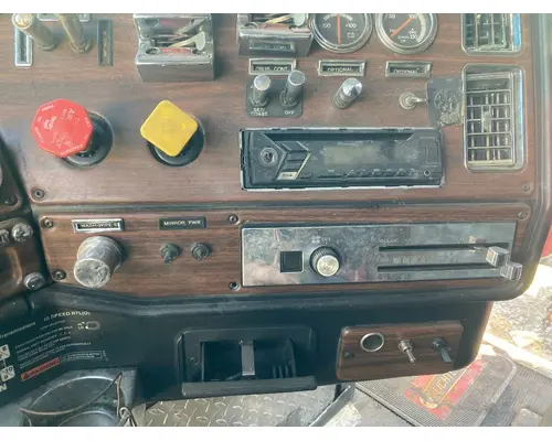 Freightliner CLASSIC XL Dash Assembly