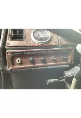 Freightliner CLASSIC XL Dash Assembly