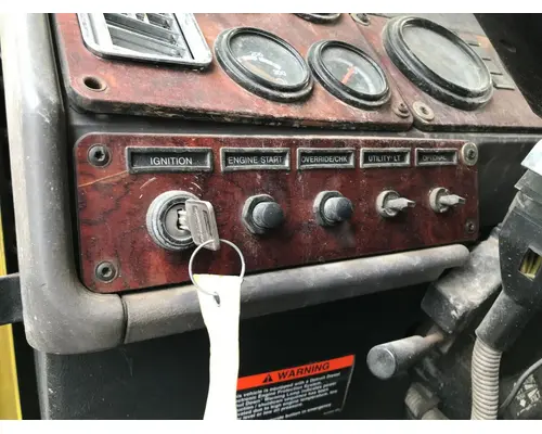 Freightliner CLASSIC XL Dash Assembly