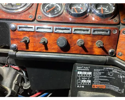 Freightliner CLASSIC XL Dash Assembly