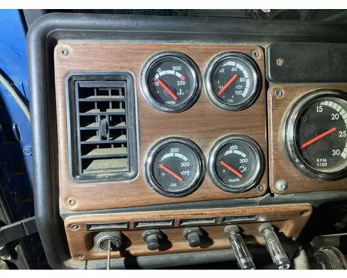 Freightliner CLASSIC XL Dash Assembly