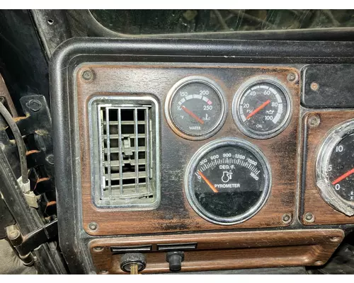 Freightliner CLASSIC XL Dash Assembly