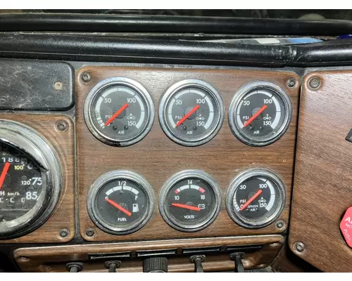 Freightliner CLASSIC XL Dash Assembly