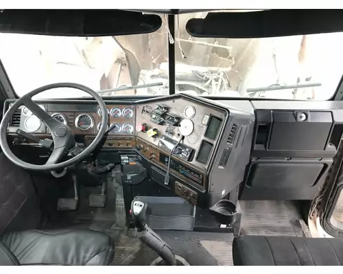 Freightliner CLASSIC XL Dash Assembly