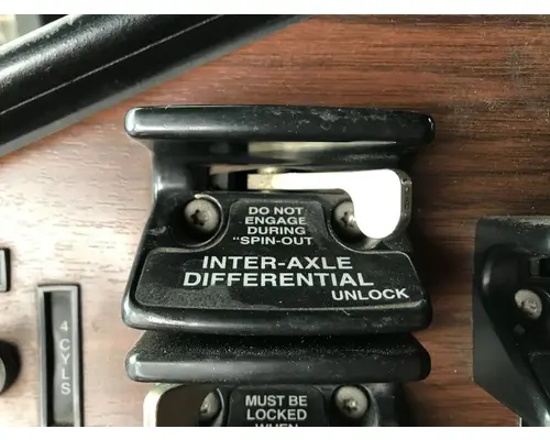 Freightliner CLASSIC XL Dash Assembly