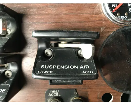 Freightliner CLASSIC XL Dash Assembly