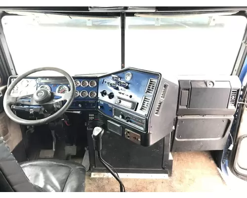 Freightliner CLASSIC XL Dash Assembly