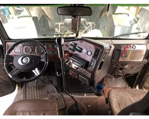 Freightliner CLASSIC XL Dash Assembly