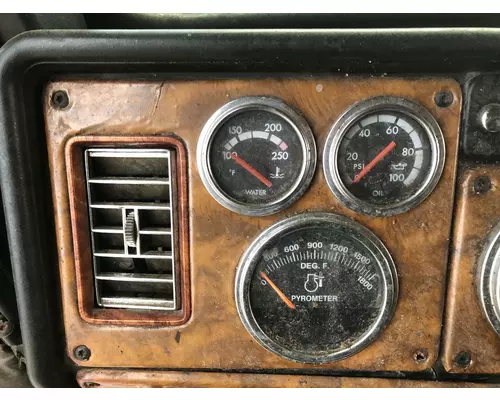 Freightliner CLASSIC XL Dash Assembly