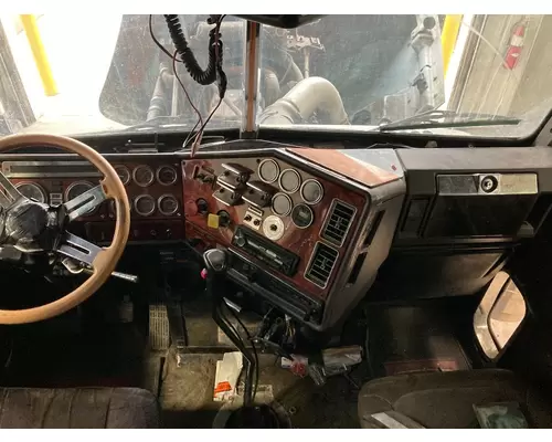 Freightliner CLASSIC XL Dash Assembly