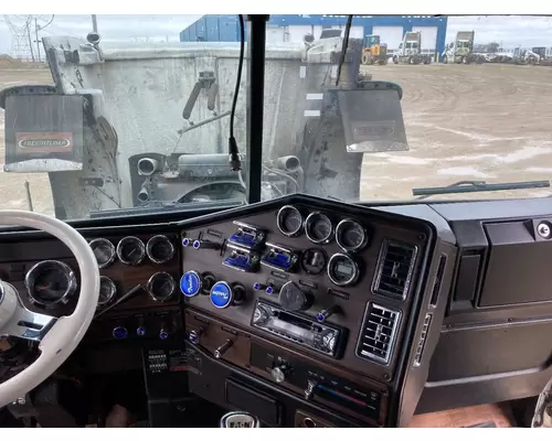 Freightliner CLASSIC XL Dash Assembly