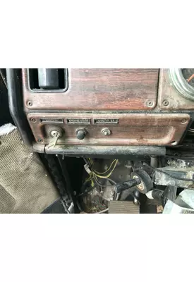 Freightliner CLASSIC XL Dash Panel