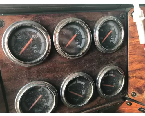 Freightliner CLASSIC XL Dash Panel