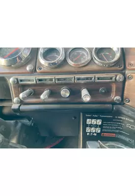 Freightliner CLASSIC XL Dash Panel