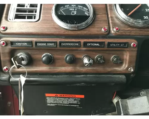 Freightliner CLASSIC XL Dash Panel