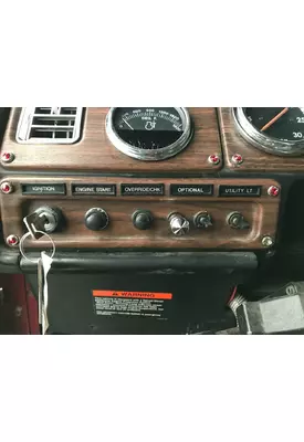 Freightliner CLASSIC XL Dash Panel