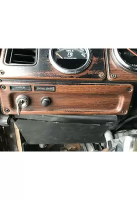 Freightliner CLASSIC XL Dash Panel