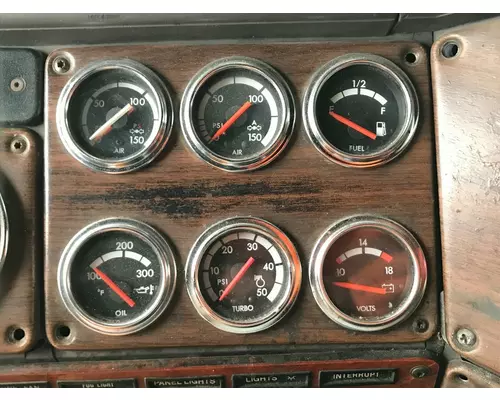 Freightliner CLASSIC XL Dash Panel