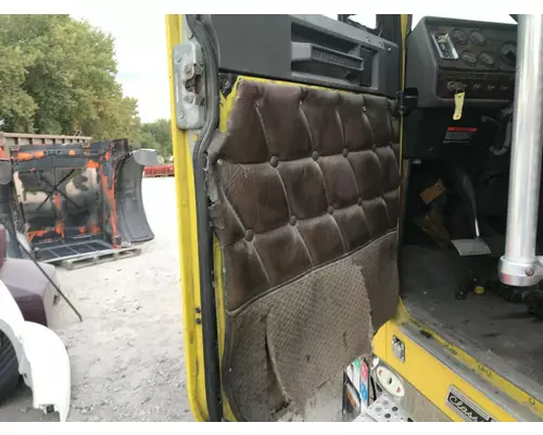 Freightliner CLASSIC XL Door Assembly, Front