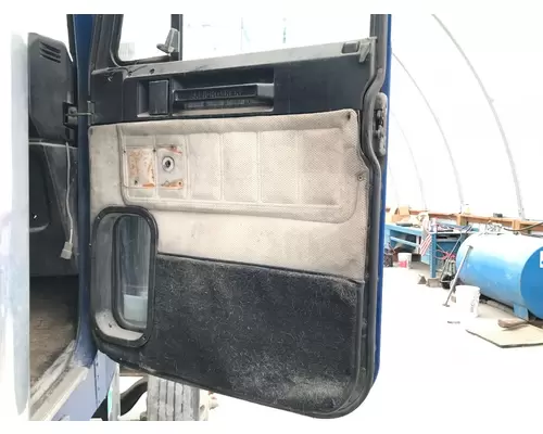 Freightliner CLASSIC XL Door Assembly, Front