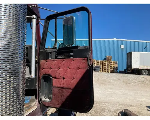 Freightliner CLASSIC XL Door Assembly, Front