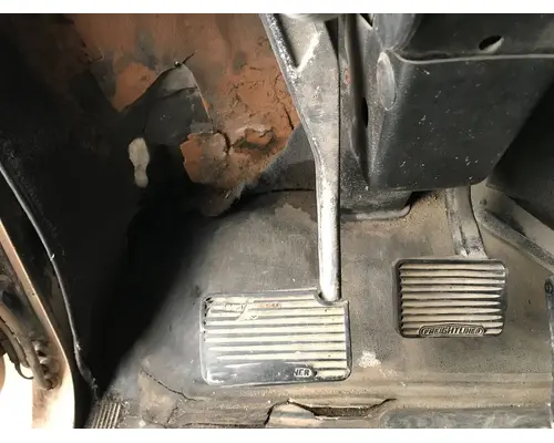 Freightliner CLASSIC XL Foot Control Pedal (all floor pedals)