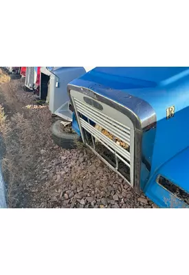 Freightliner CLASSIC XL Grille