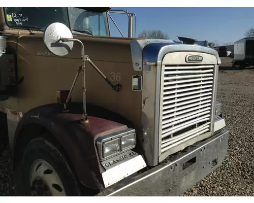 Freightliner CLASSIC XL Hood