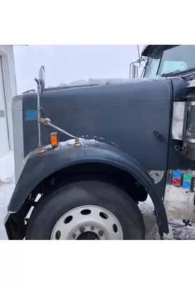 Freightliner CLASSIC XL Hood