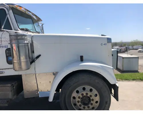 Freightliner CLASSIC XL Hood