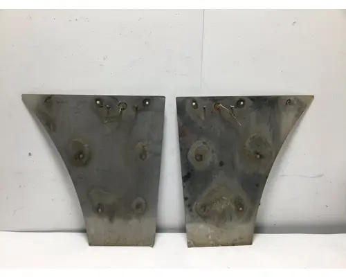 Freightliner CLASSIC XL Hood