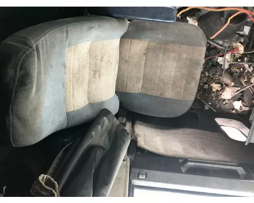 Freightliner CLASSIC XL Seat (Air Ride Seat)