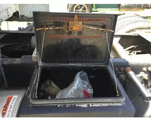 Freightliner CLASSIC XL Tool Box