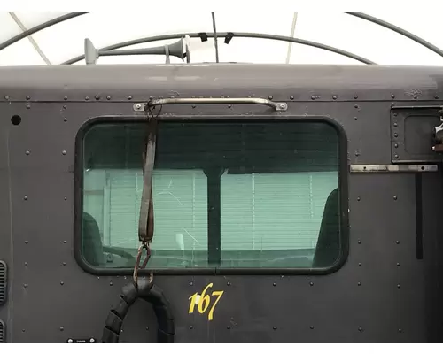 Freightliner COLUMBIA 112 Back Glass