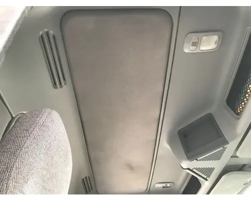 Freightliner COLUMBIA 112 Body, Misc. Parts